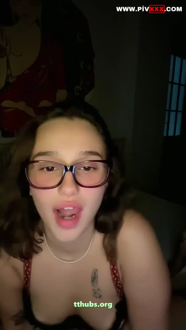 Naz Elbir Tango Soyunup Azdırdığı Eşli Yayın - Porno Video