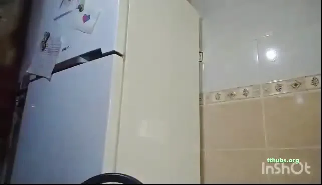 Sessiz evde amcığını siktirerek İnliyor Türk ifşa