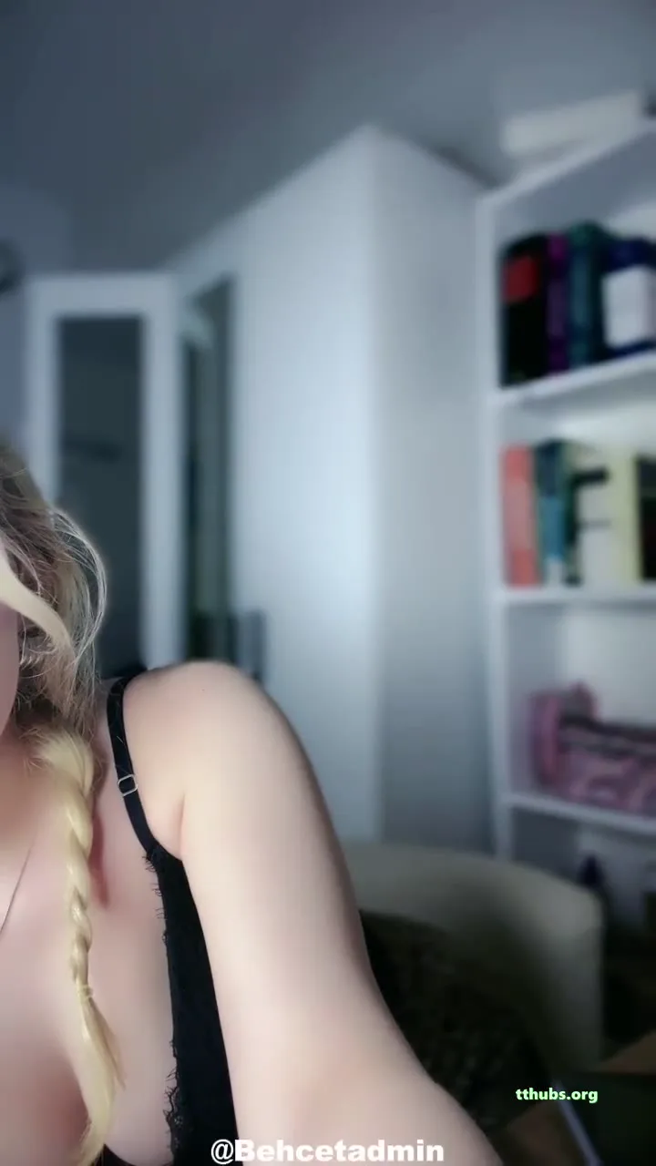 Bensu kameraya pembe am şovu yapıyor Türk ifşa