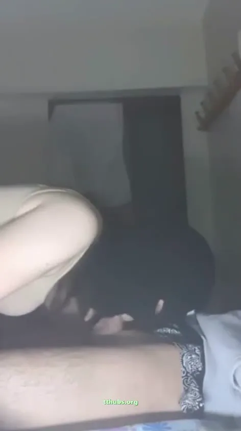 Zengin Piçi Batu Çıtır Ece Sakso Videosu