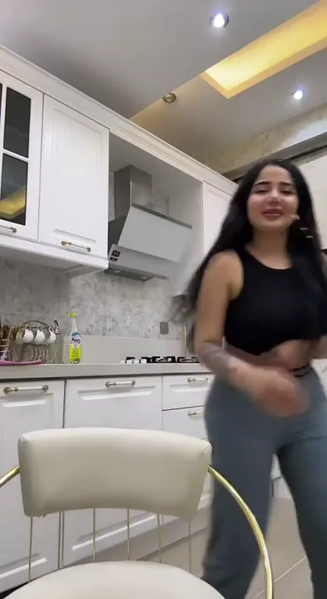 Melek Azad Mükemmel Videoları