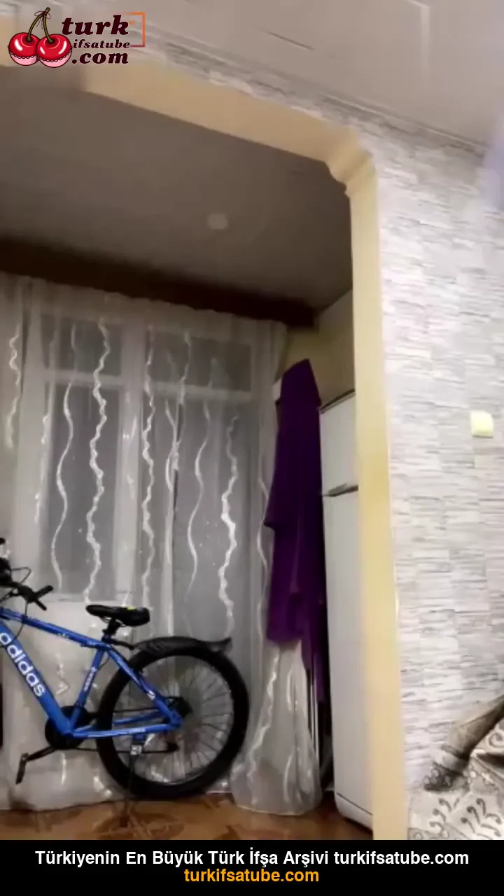 Efsun azgınlıktan kocasına kendini mutfakta siktirdi Türk ifşa