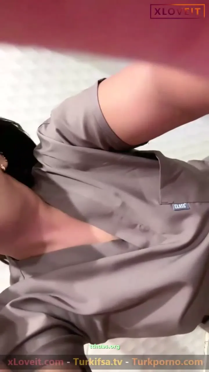 Tango Ceyda Ifşa İş Yerinin Tuvaletinde Amcık Açtı