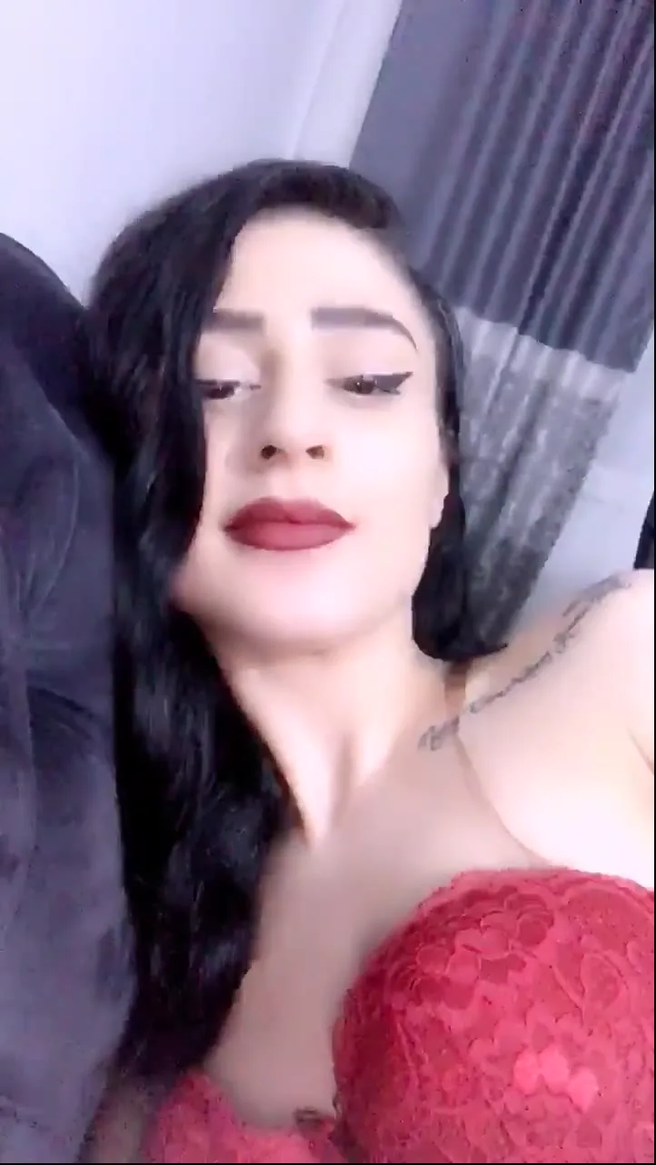 Bal Kız Kendini İfşalayarak Harika Bir Video Çekiyor Türk İfşa