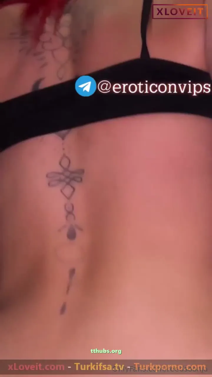 Reedsoonja Porno Otoparkta Arabanın Bagajına Domalıp Sikildi