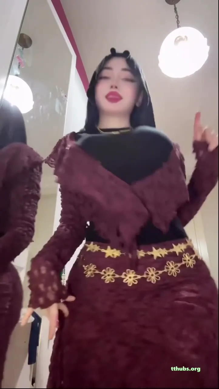 Zelal Kocaman Memeleriyle Şov Yapıyor Türk ifşa