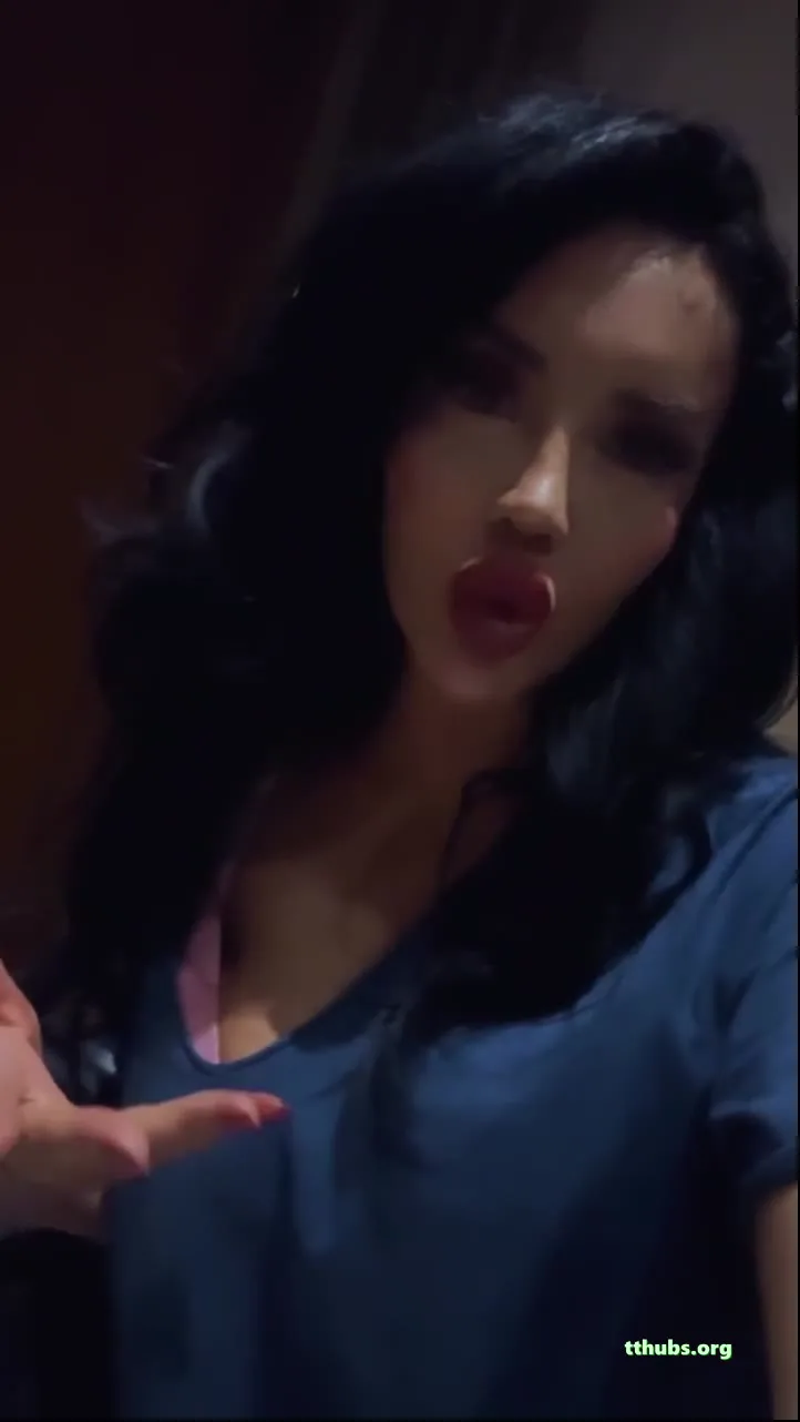 Melek Özçağan Aboneli̇k harika sergileme ifşa