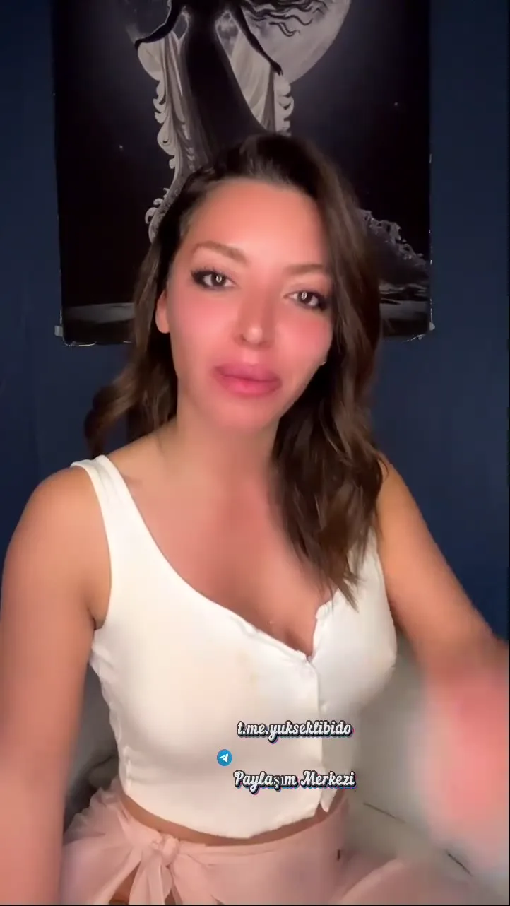 Grup Yayını yaparak İzleyenlerin Aklını Alıyor Türk ifşa